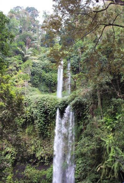 INDO Lombok Waterfall
